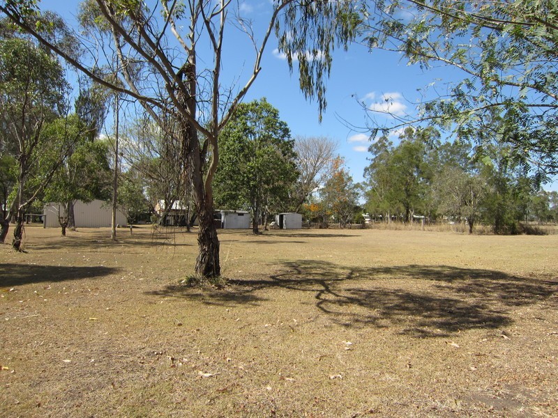 44 Adelong Avenue, Thagoona QLD 4306