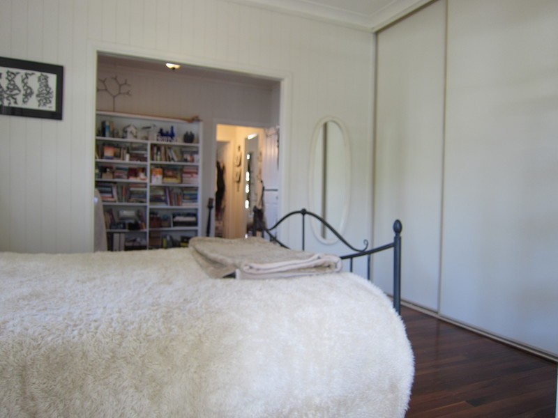 40 Mining Street, Bundamba QLD 4304