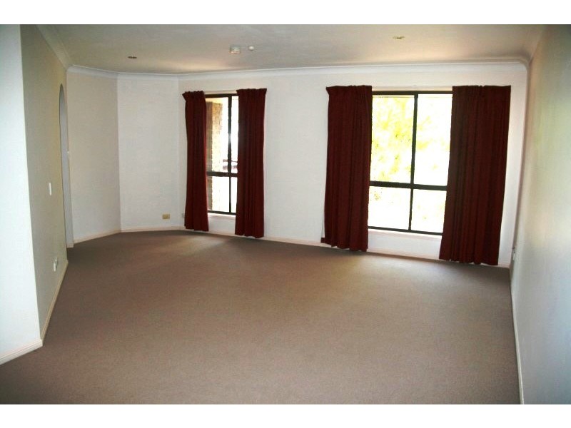 18 Kooralla Court, Karana Downs QLD 4306