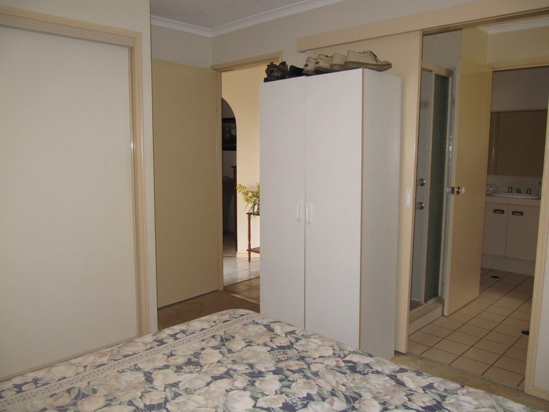 54 Rumsey Drive, Raceview QLD 4305