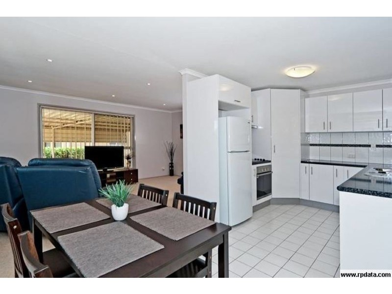 8 Deidre Ann Street, Raceview QLD 4305