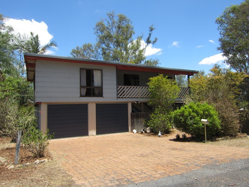 8 Carl Lane, North Ipswich QLD 4305