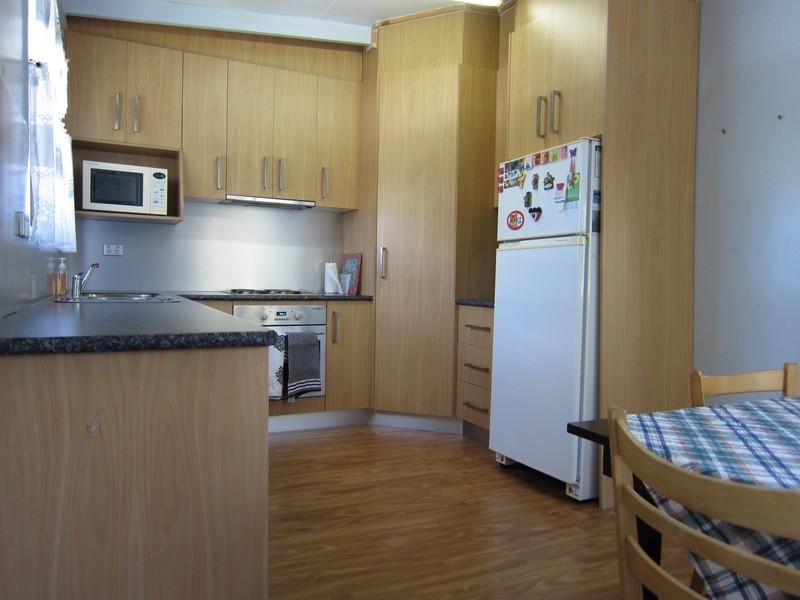 8 Carl Lane, North Ipswich QLD 4305