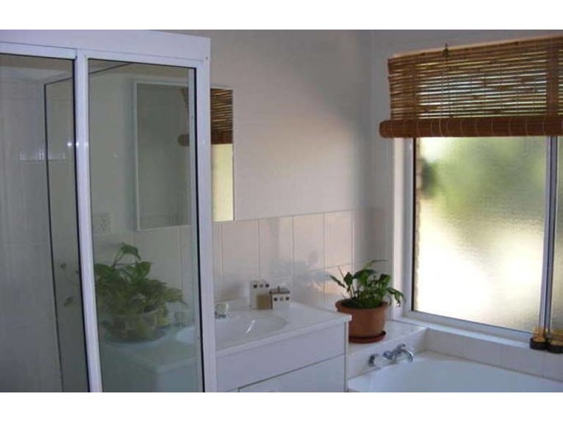 9 Bernadette Crescent, Rosewood QLD 4340