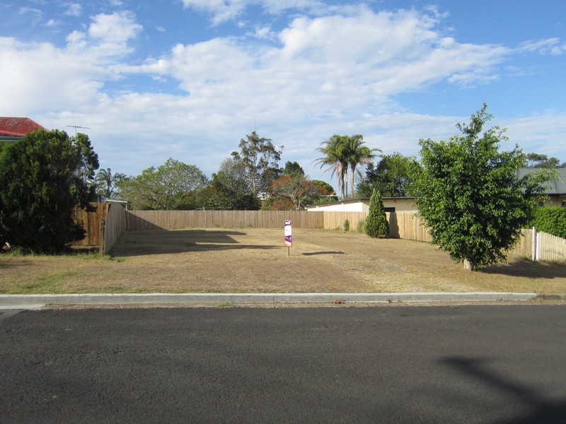 2A Hume Street, Woodend QLD 4305