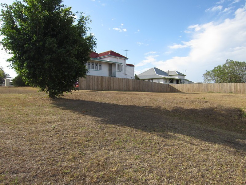 2A Hume Street, Woodend QLD 4305