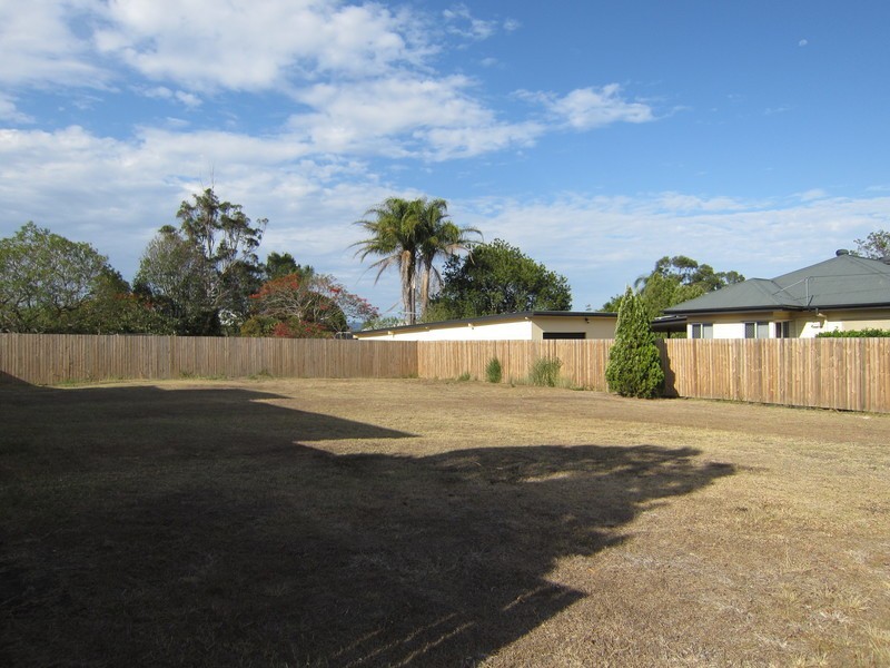 2A Hume Street, Woodend QLD 4305