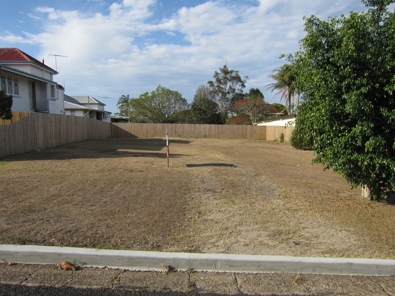2A Hume Street, Woodend QLD 4305