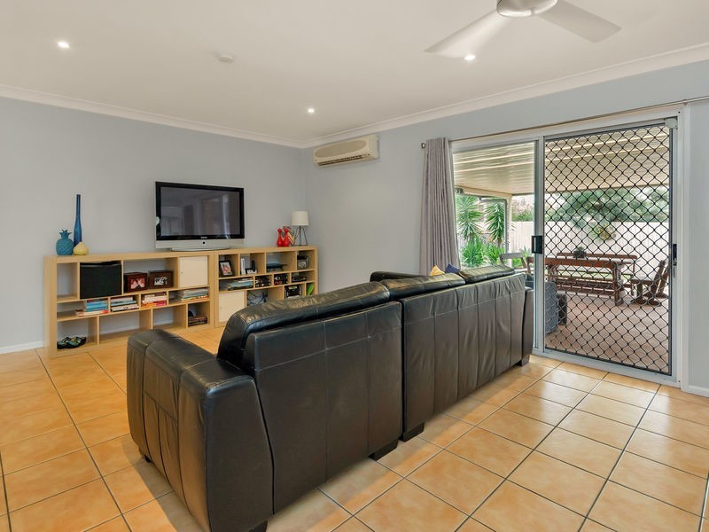 4 Le Prix Court, Yamanto QLD 4305