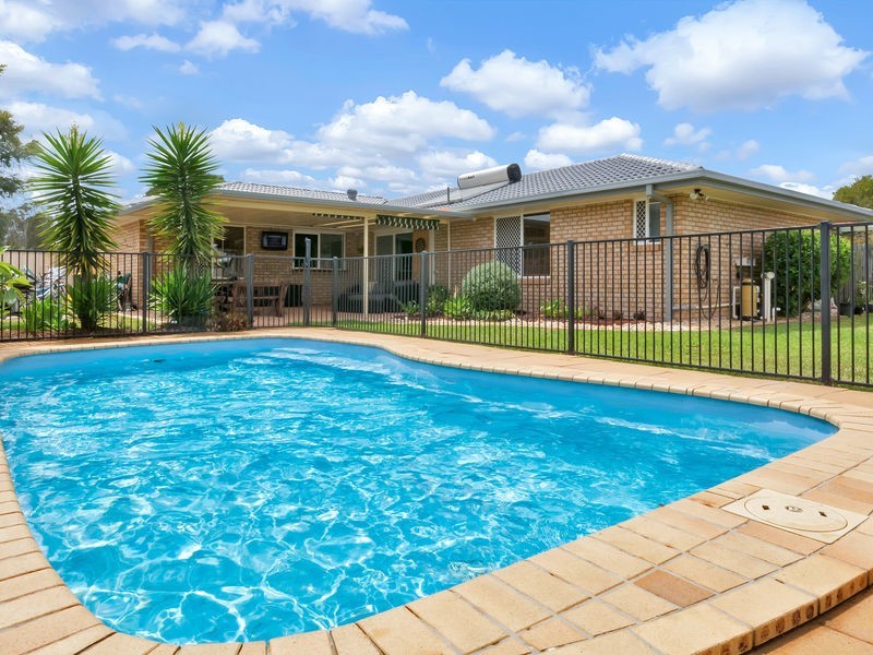 4 Le Prix Court, Yamanto QLD 4305
