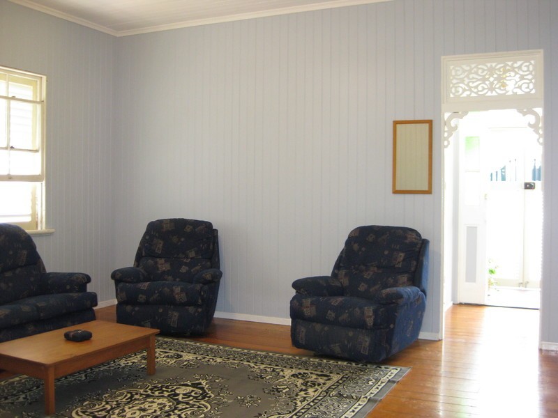30 Park Street, Ipswich QLD 4305