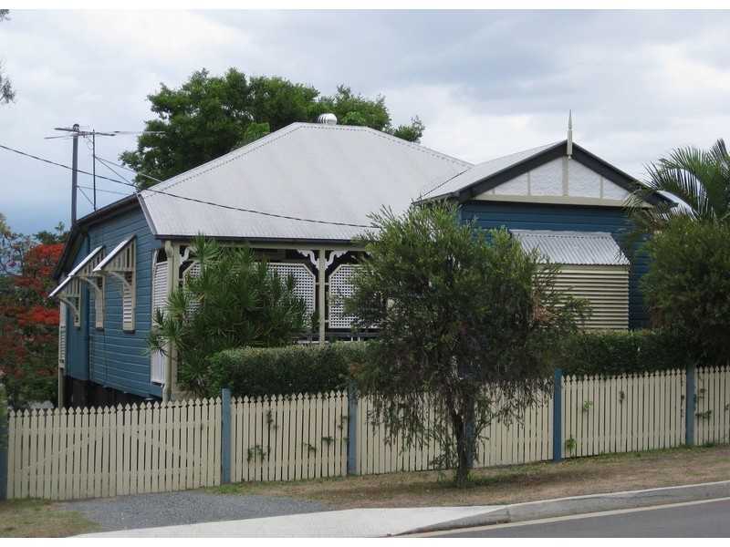 30 Park Street, Ipswich QLD 4305