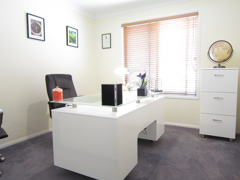 14 Harrison Grove, Deebing Heights QLD 4306
