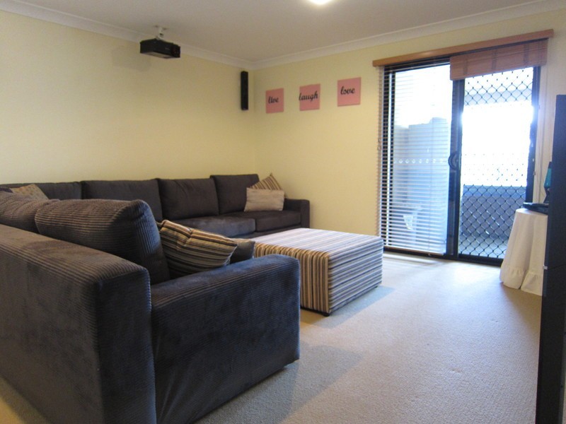 14 Harrison Grove, Deebing Heights QLD 4306