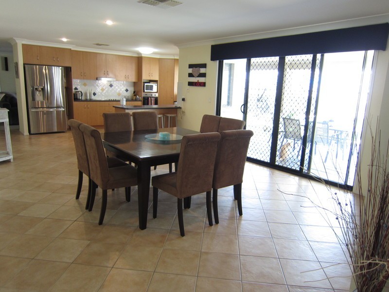 14 Harrison Grove, Deebing Heights QLD 4306