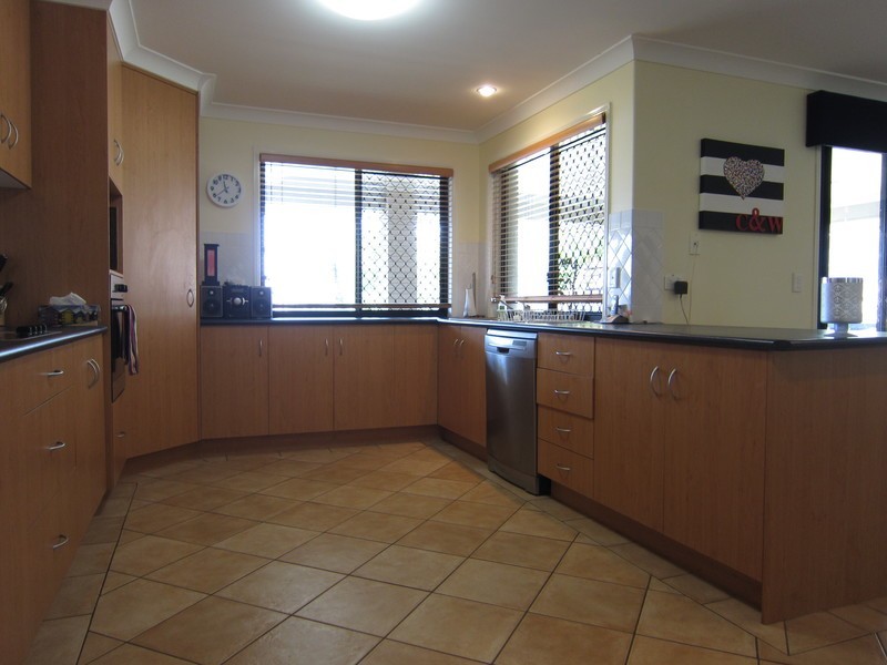 14 Harrison Grove, Deebing Heights QLD 4306