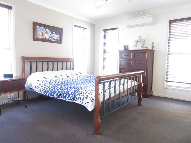 28 Piccadilly Court, Deebing Heights QLD 4306