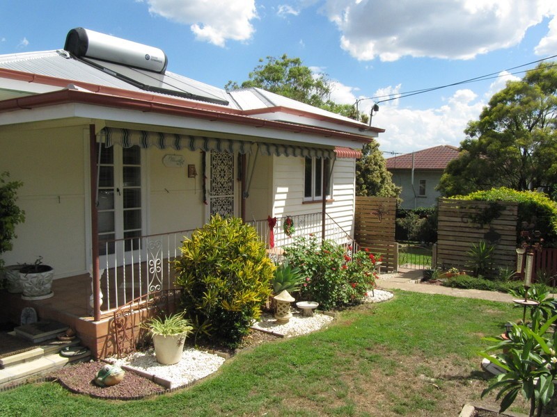 7 Reginald Street, North Ipswich QLD 4305