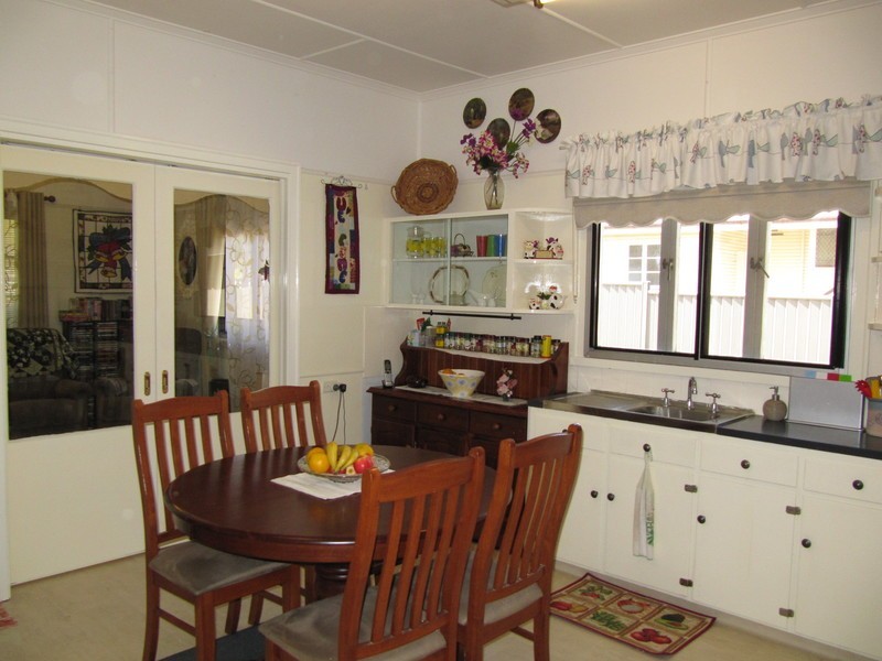 7 Reginald Street, North Ipswich QLD 4305