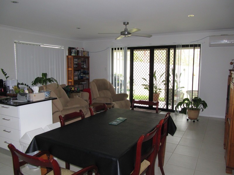 11 Aspinall Street, Leichhardt QLD 4305