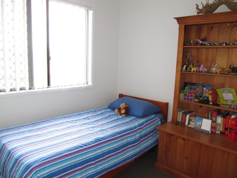 11 Aspinall Street, Leichhardt QLD 4305