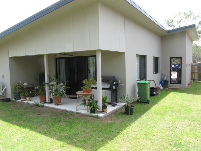 11 Aspinall Street, Leichhardt QLD 4305