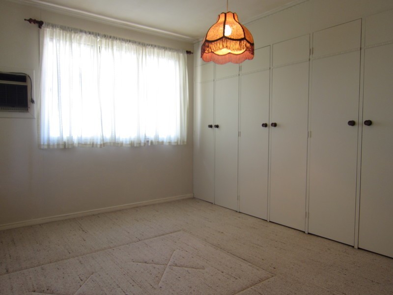 11 Weldon Street, North Ipswich QLD 4305