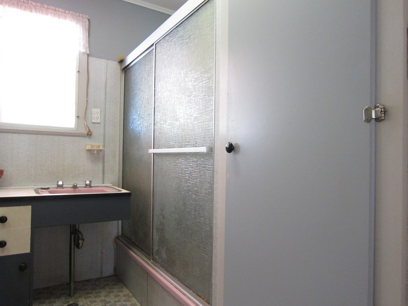 11 Weldon Street, North Ipswich QLD 4305