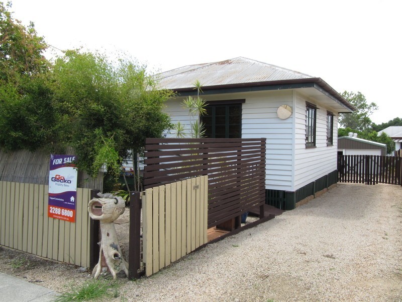 14 Wattle Street, North Booval QLD 4304