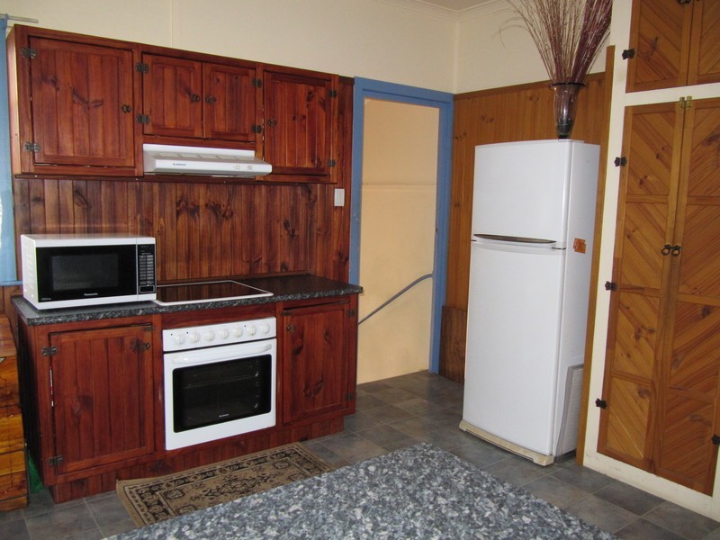 14 Wattle Street, North Booval QLD 4304