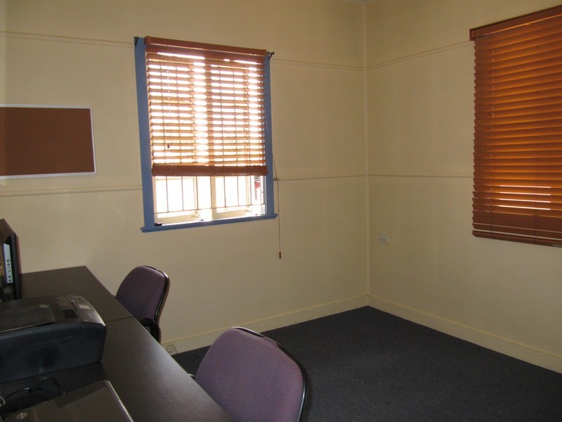 14 Wattle Street, North Booval QLD 4304