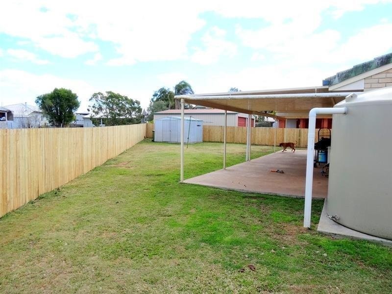 14 Battersby Street, One Mile QLD 4305