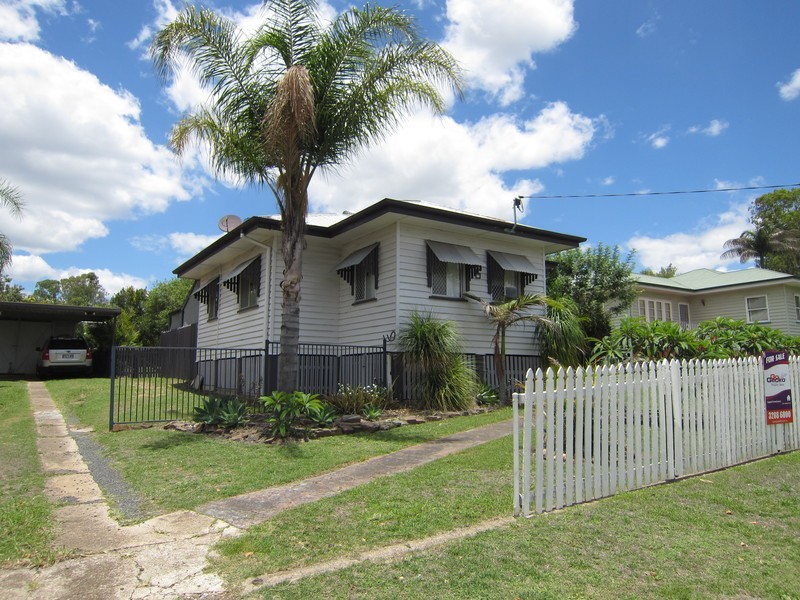 6 Phillip Street, One Mile QLD 4305