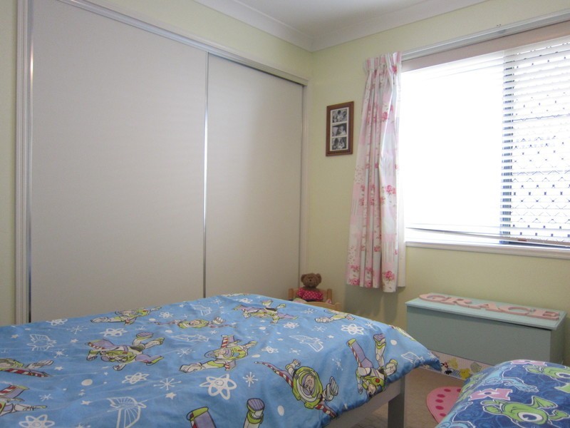 148 Berry Street, Yamanto QLD 4305