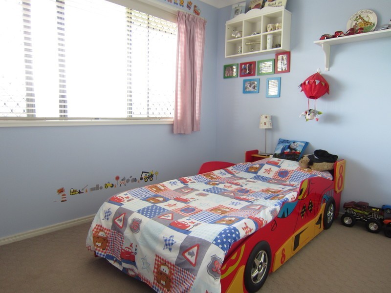 148 Berry Street, Yamanto QLD 4305