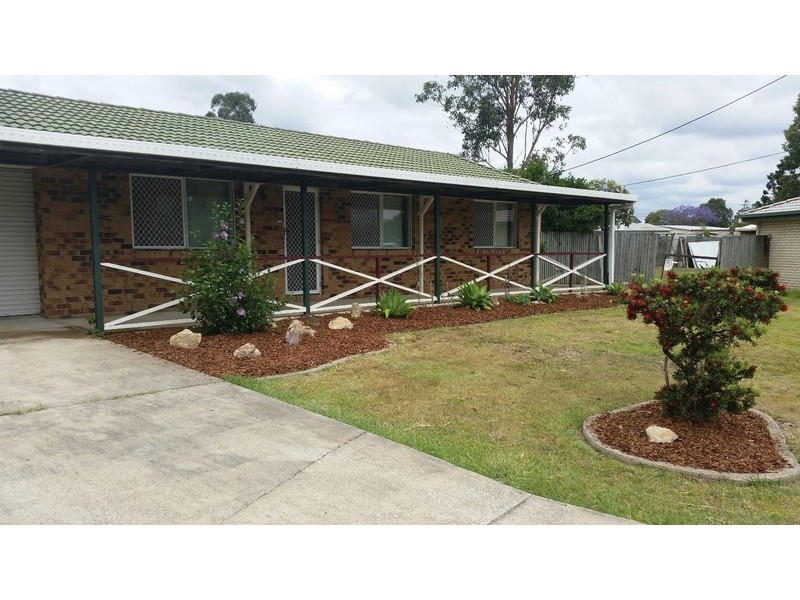 4 Battersby Street, One Mile QLD 4305