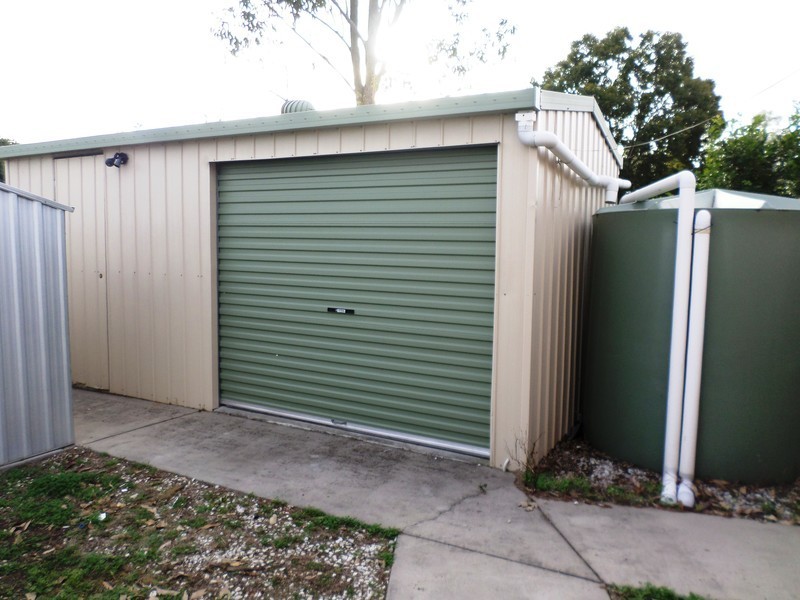 4 Battersby Street, One Mile QLD 4305