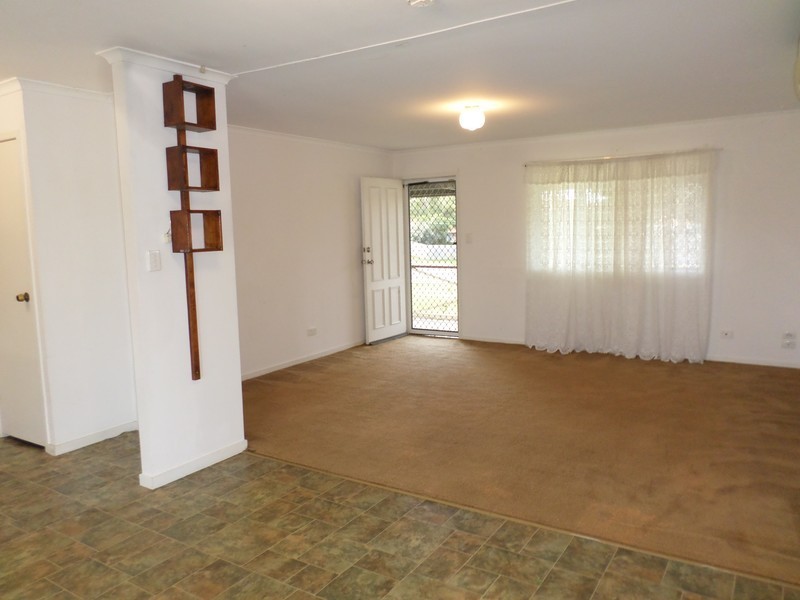4 Battersby Street, One Mile QLD 4305