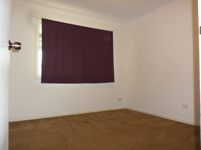 4 Battersby Street, One Mile QLD 4305