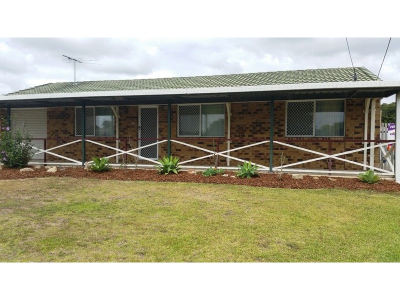 4 Battersby Street, One Mile QLD 4305