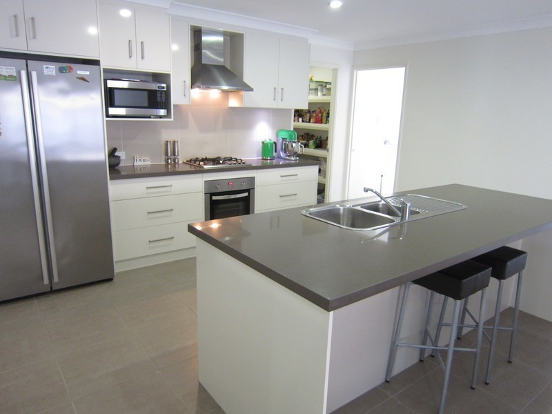 32 Piccadilly Court, Deebing Heights QLD 4306