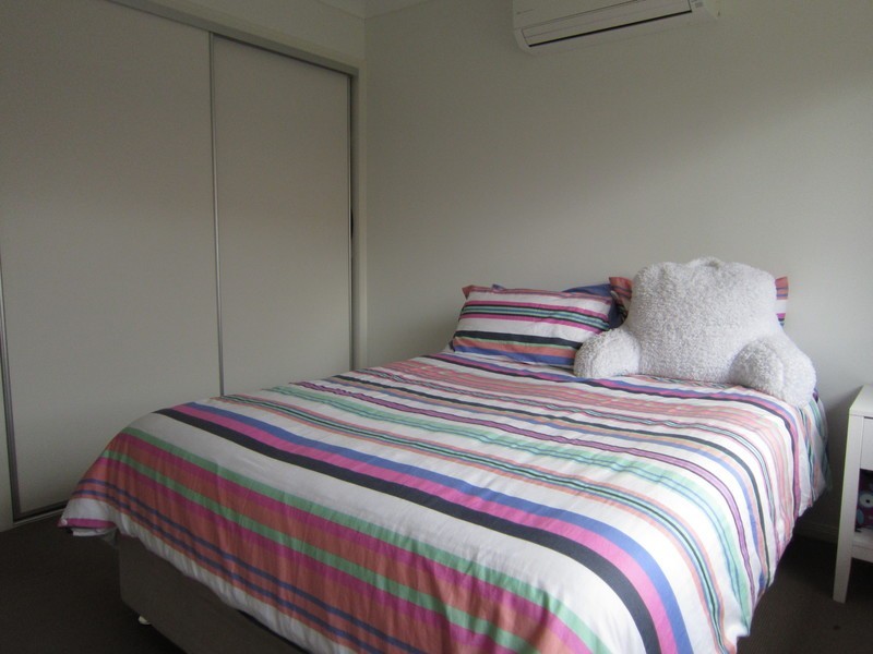 32 Piccadilly Court, Deebing Heights QLD 4306