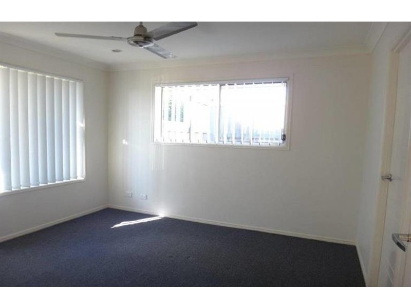 25 Dornoch Crescent, Raceview QLD 4305