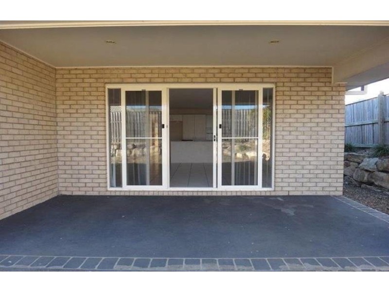 25 Dornoch Crescent, Raceview QLD 4305
