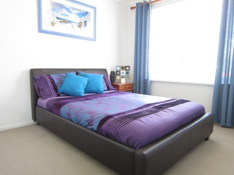 8 Amor Court, Yamanto QLD 4305