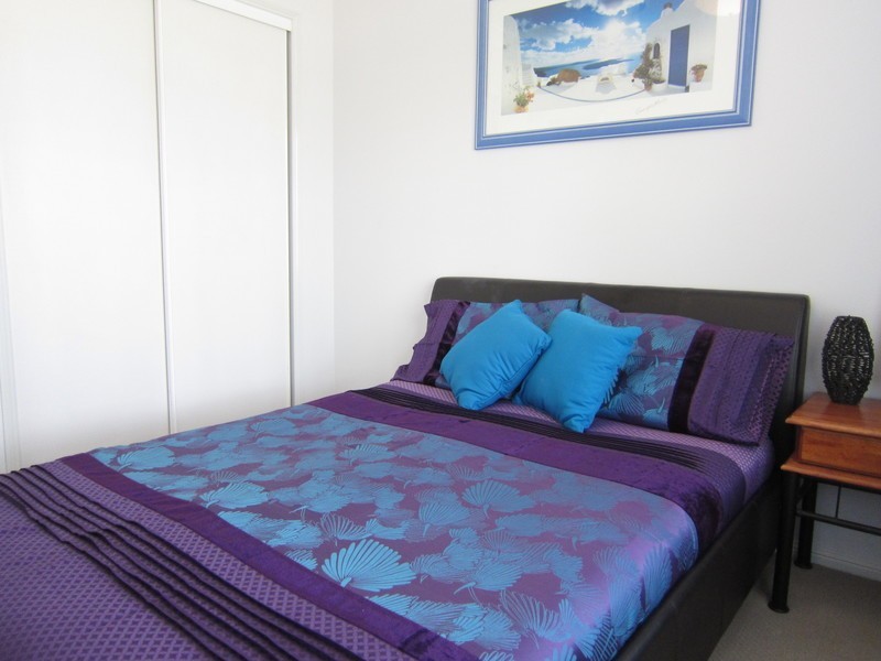 8 Amor Court, Yamanto QLD 4305