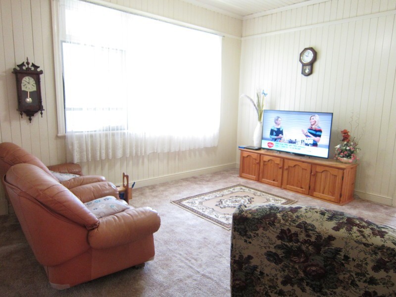 20 Booval Street, Booval QLD 4304