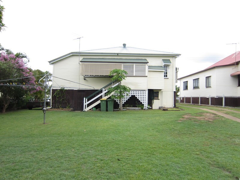 20 Booval Street, Booval QLD 4304