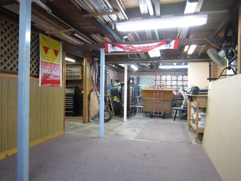 54 Glebe Road, Newtown QLD 4305