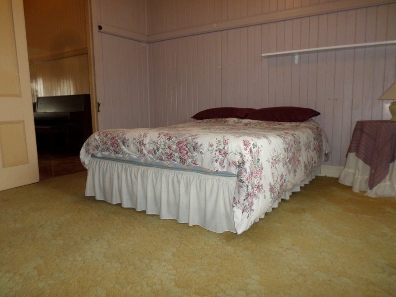 17 Park Street, Lowood QLD 4311